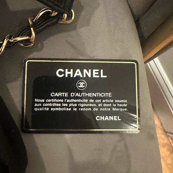 Chanel PST Petite Shopping Tote shoulder bag Black Caviar with gold hardware. - Picture 7 of 15